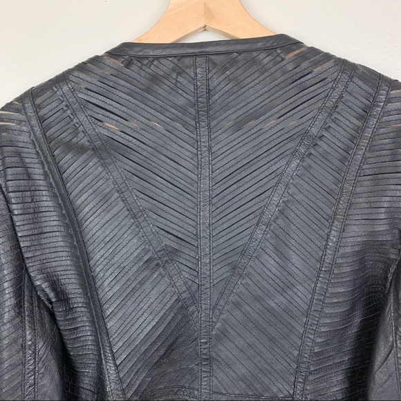 BEBE Cropped Genuine Leather Strip Zip Up Jacket Round Neck US L - Picture 6 of 9